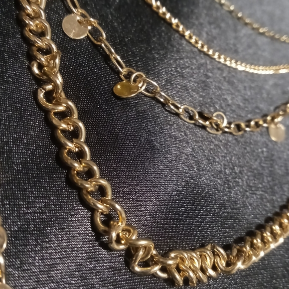 Gold tone long layered necklace 36 inches long. - Picture 12 of 14